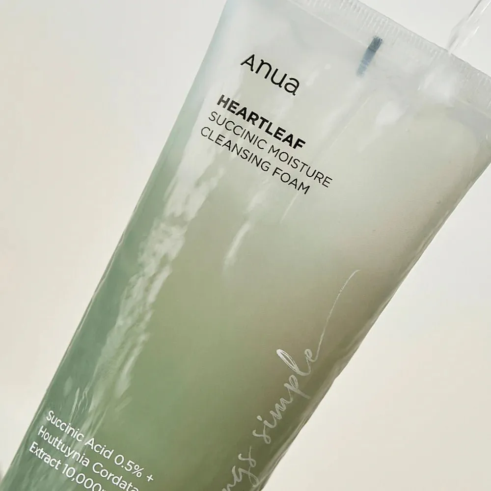 Anua Heartleaf Succinic Moisture Cleansing Foam 150ml (Clearance)