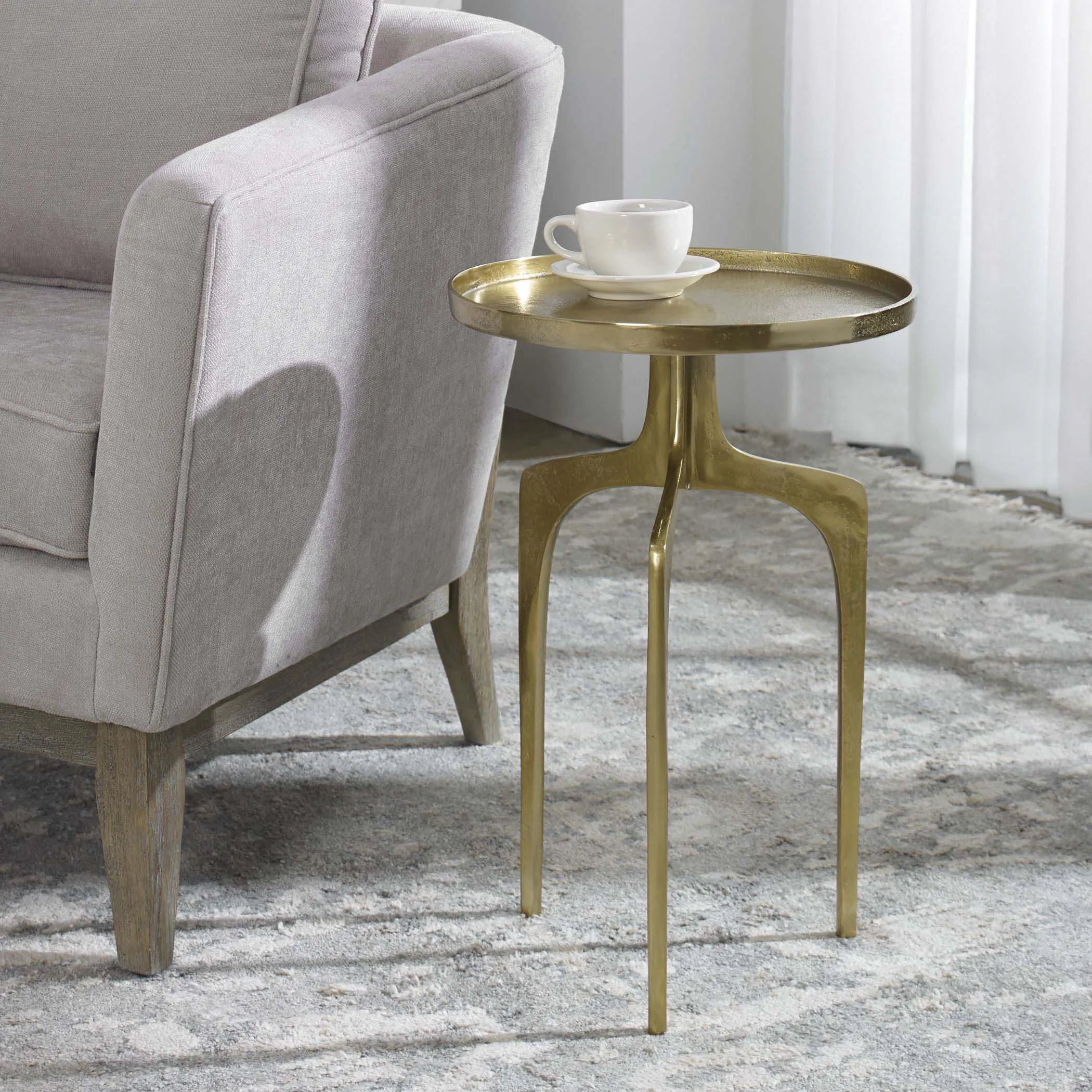 Decor Market Accent Table - Soft Gold